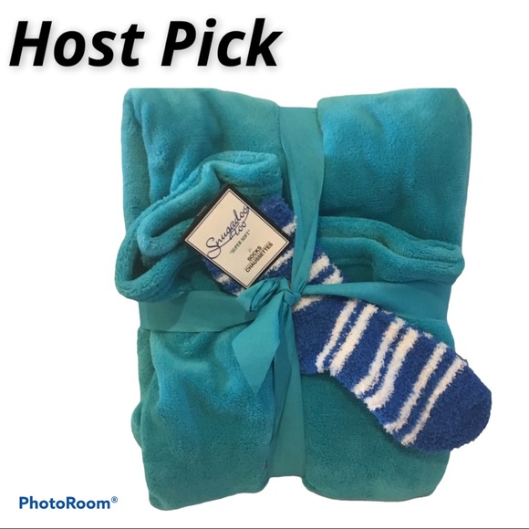 Everyday Living Other - Throw and warm socks💗